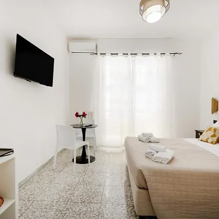 Augustea - Modern 3* Bari