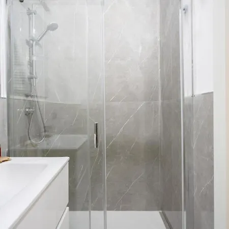 Apartahotel Augustea - Modern Bari