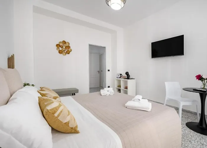 Augustea - Modern 3* باري