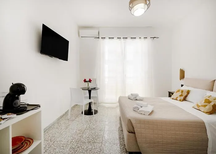 Augustea - Modern 3* باري